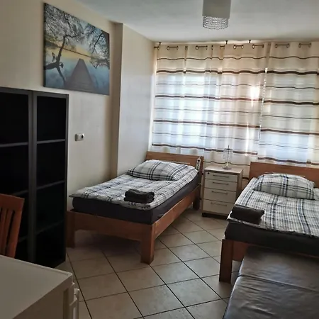 Gaestehaus Sol Tour ゲストハウス アーレンスフェルデ