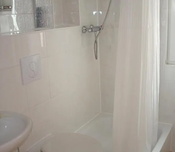 Gaestehaus Sol Tour * 아렌스펠데