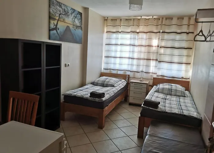 Gaestehaus Sol Tour 게스트하우스 아렌스펠데